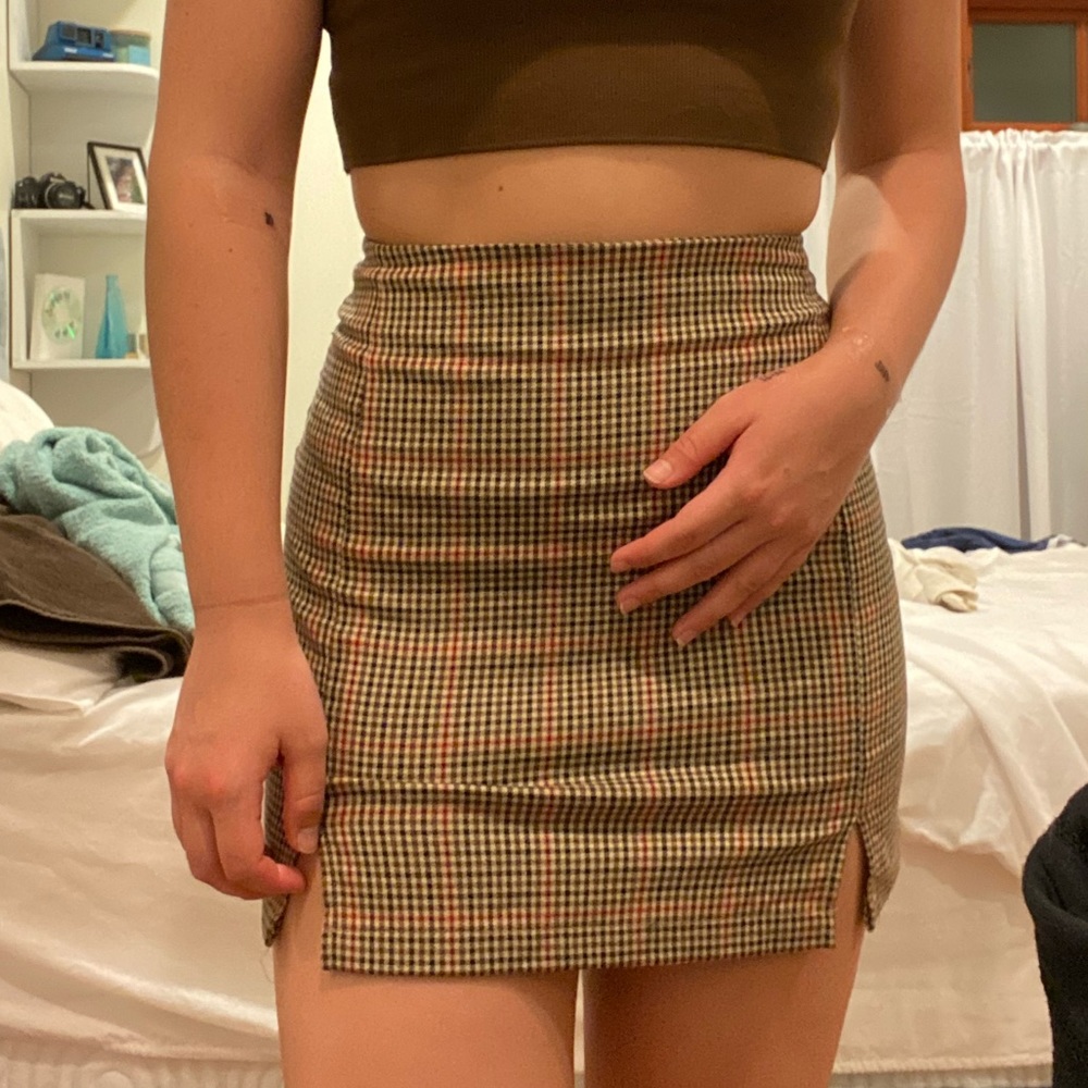 Brandy Melville Cara Skirt